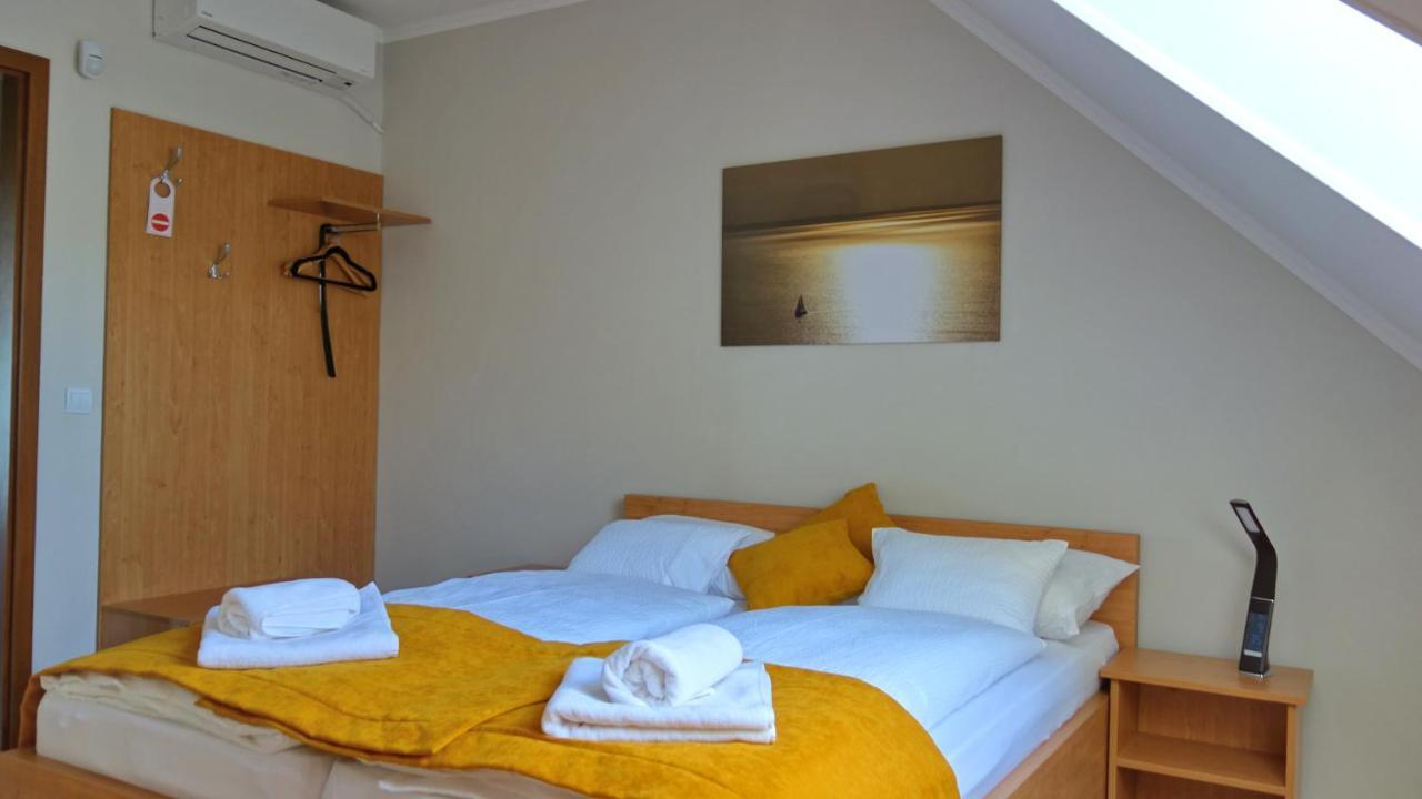 Hotel Ferenc Vendeghaz Tihany Exterior foto